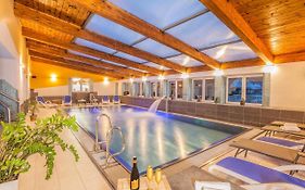 Wellness & Restaurant U Fandy